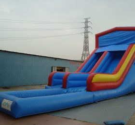 T8-509 Opblaasbare droge glijbaan met gigantische trampoline buitenshuis