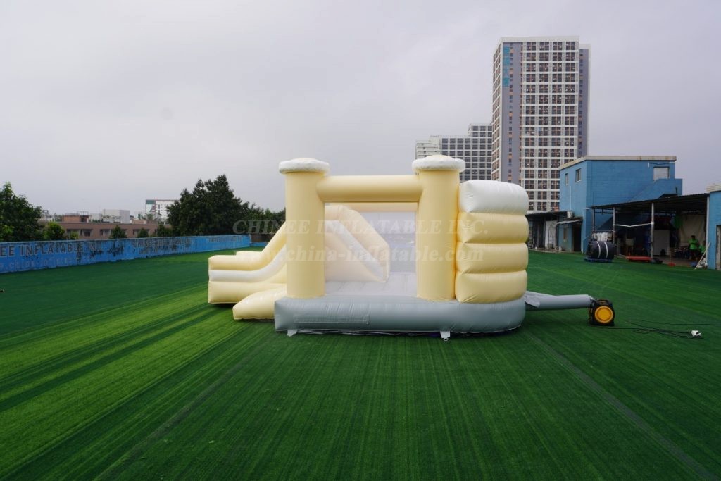 T2-168B Yellow And White Bouncy Castle With Slide